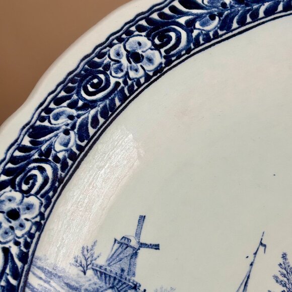 Vintage Royal Sphinx Delfts Cobalt Blue 15.5" Charger Plate by Boch - Picture 8 of 8